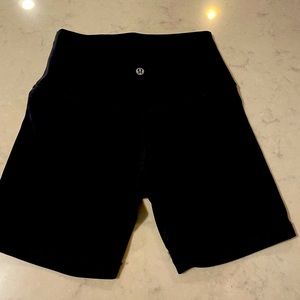 Lululemon Align high rise bike short 6”